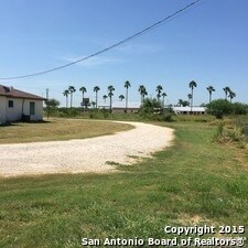 More Photos Of 2032 S US Highway 281, Falfurrias Contractor Storage Yard For Sale