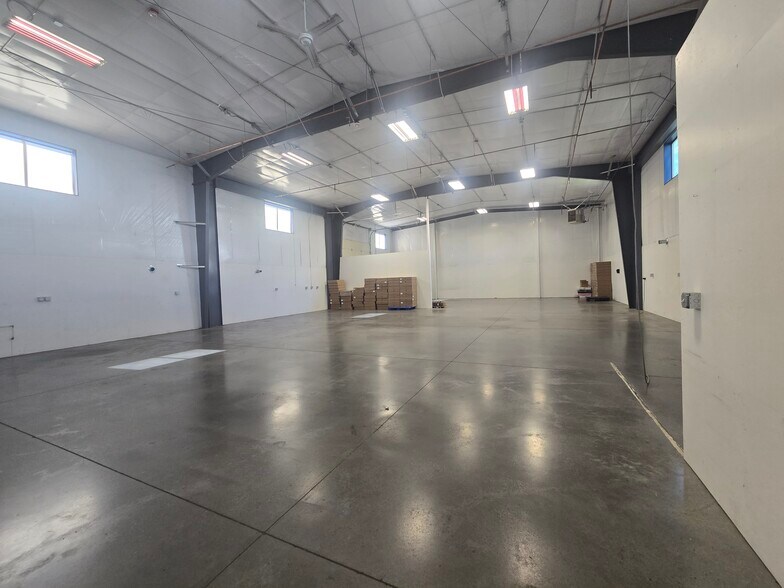 More Photos Of 7500 NE St Johns Rd, Vancouver Warehouse For Lease