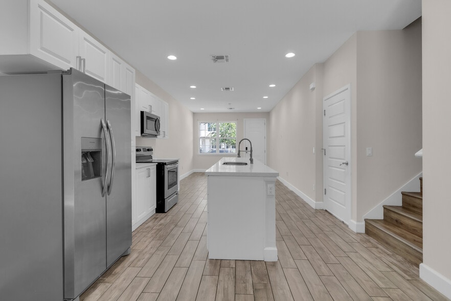 More Photos Of 4432-4444 Summer Flowers Pl, Kissimmee Apartments For Sale