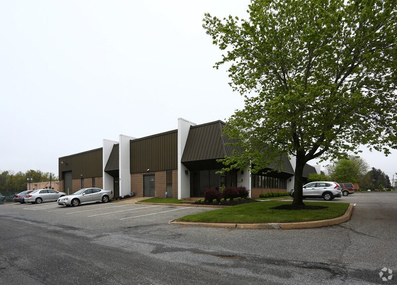 More Photos Of 2615 River Rd, Cinnaminson Light Distribution For Lease