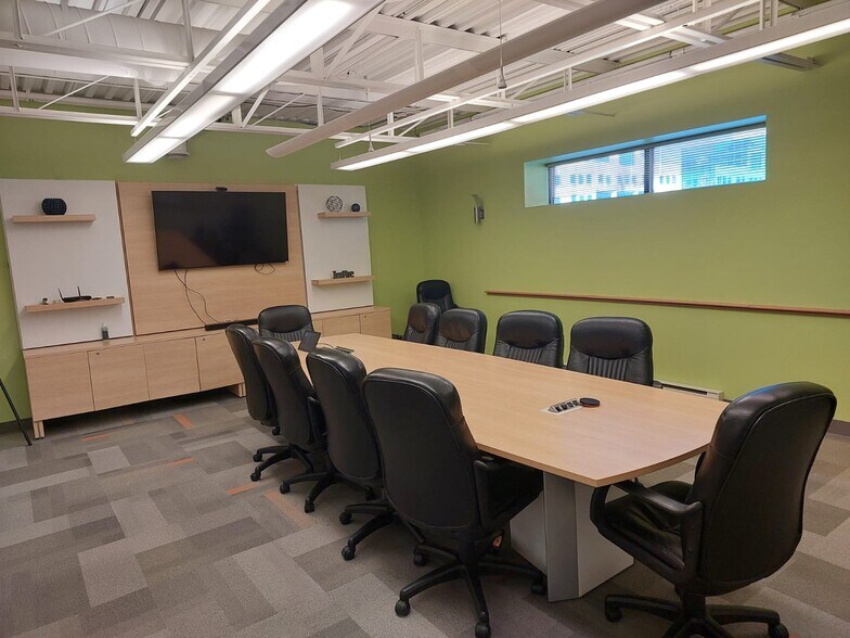 More Photos Of 720 Main St, Moncton Office For Lease