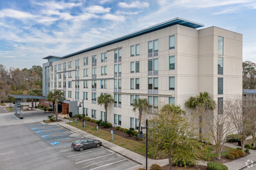 Primary Photo Of 4875 Tanger Outlet Blvd, North Charleston Hotel For Sale