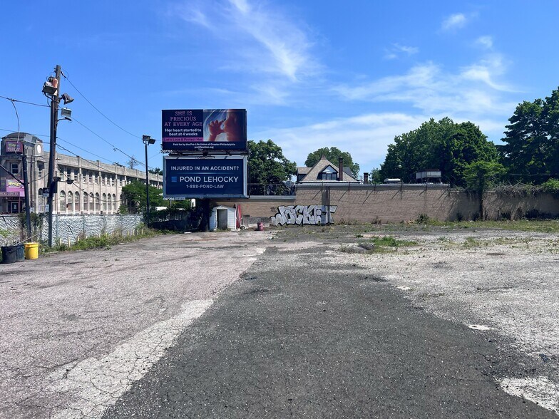 More Photos Of 6701 Old York Rd, Philadelphia Land For Lease