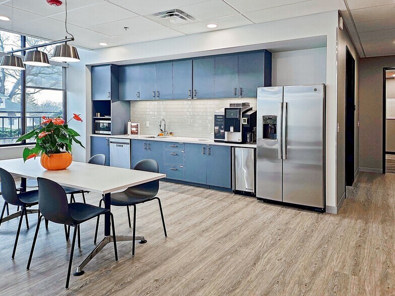 More Photos Of 5724 Green St, Brownsburg Coworking Space