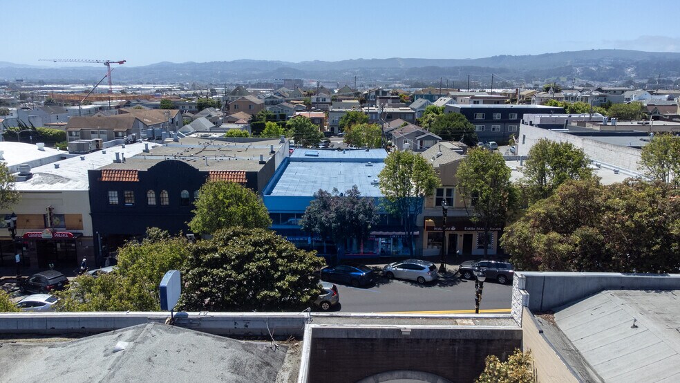 More Photos Of 369 Grand Ave, South San Francisco Storefront For Sale