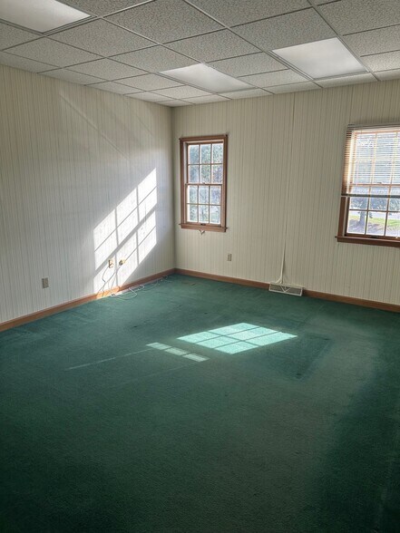 More Photos Of 151 W Genesee St, Lockport Loft Creative Space For Lease