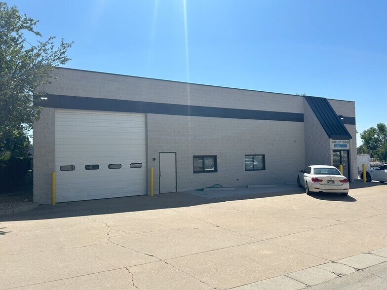 More Photos Of 6060 W 59th Ave, Arvada Warehouse For Sale