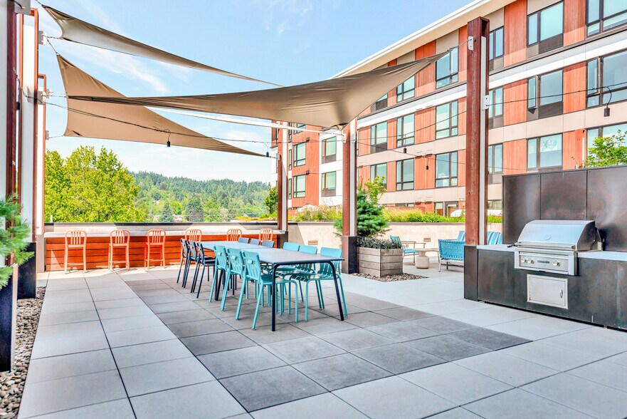 More Photos Of 11125 SE 21st St, Milwaukie Apartments For Lease