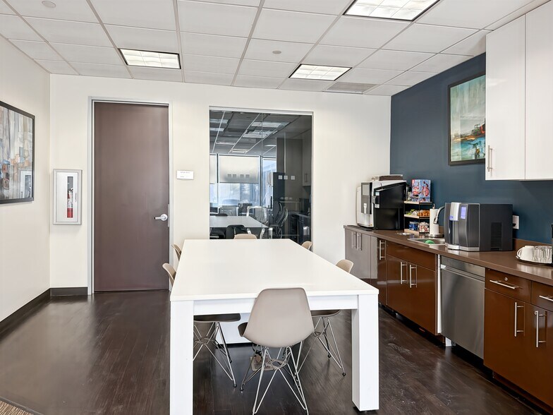 More Photos Of 173 Huguenot St, New Rochelle Coworking Space