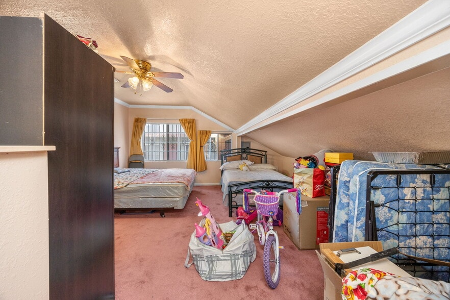 More Photos Of 451 E Vernon Ave, Los Angeles Hotel For Sale