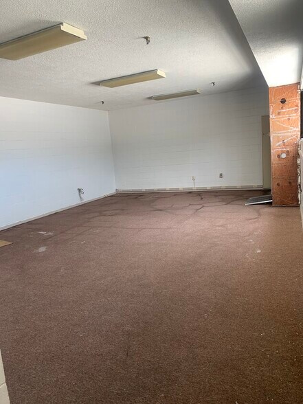 More Photos Of 1216 W Amelia St, Orlando Distribution For Lease