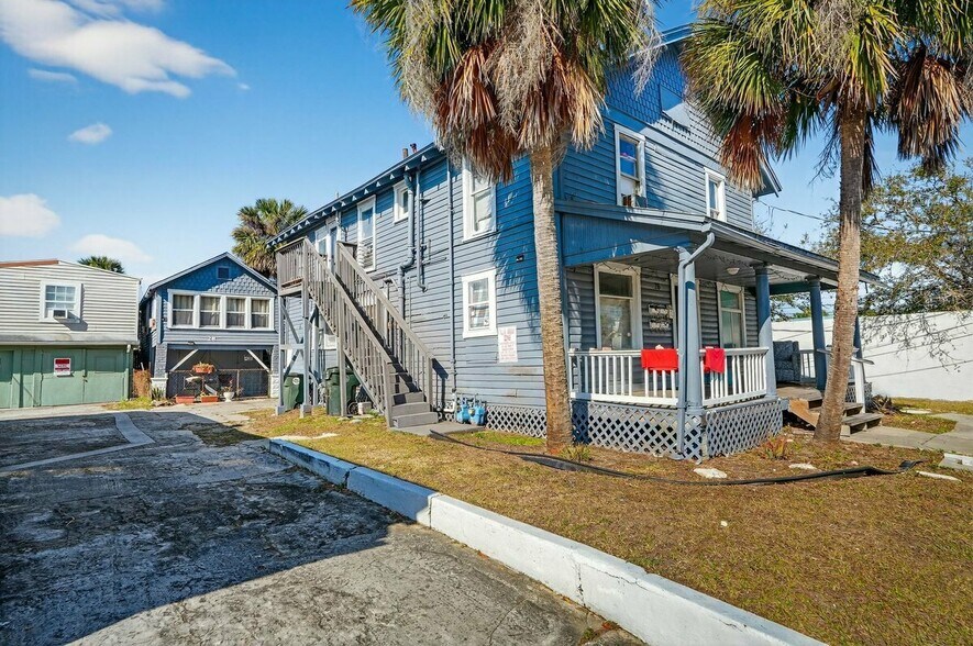 More Photos Of 26 S Hollywood Ave, Daytona Beach Apartments For Sale