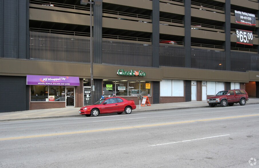 More Photos Of 1116-1120 Grand Blvd, Kansas City Storefront For Lease