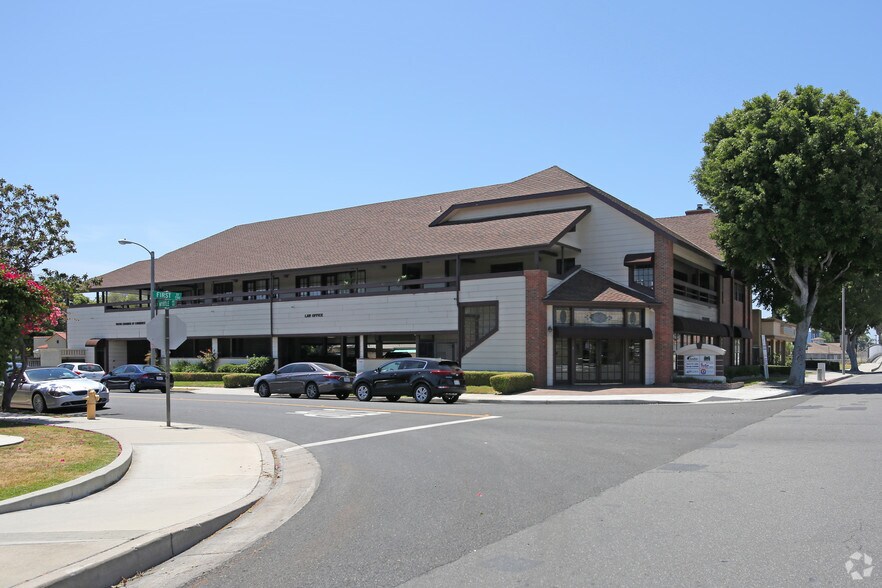 More Photos Of 700 W 1st St, Tustin Office For Sale