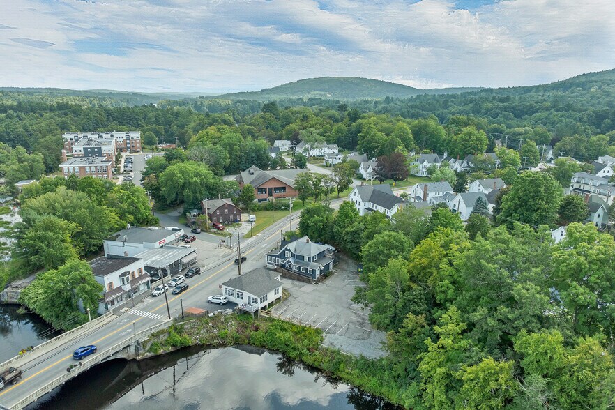 More Photos Of 40 Main St, Goffstown Restaurant For Sale