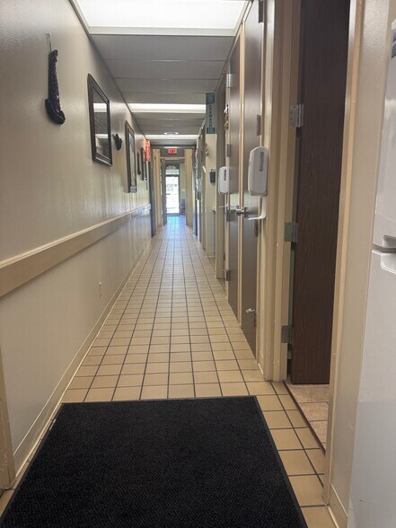 More Photos Of 801 Corpus Christi St, Laredo Medical For Sale