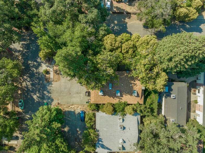 More Photos Of 403 E Maple St, Chico Apartments For Sale