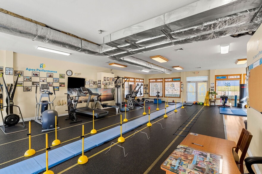 More Photos Of 136 Main St, Acton Unknown For Lease