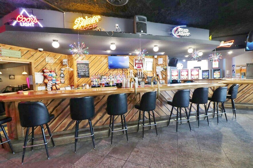 More Photos Of 121 S Main St, Tioga Restaurant For Sale