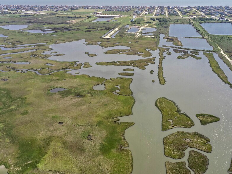 More Photos Of 2169 Hwy 87, Crystal Beach Land For Sale