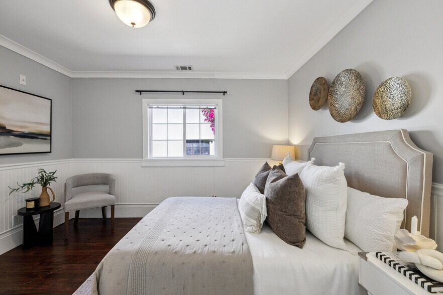 More Photos Of 917 Howard Ave, Burlingame Office Residential For Sale