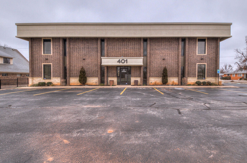 Primary Photo Of 401 W Vandament Ave, Yukon Office For Lease