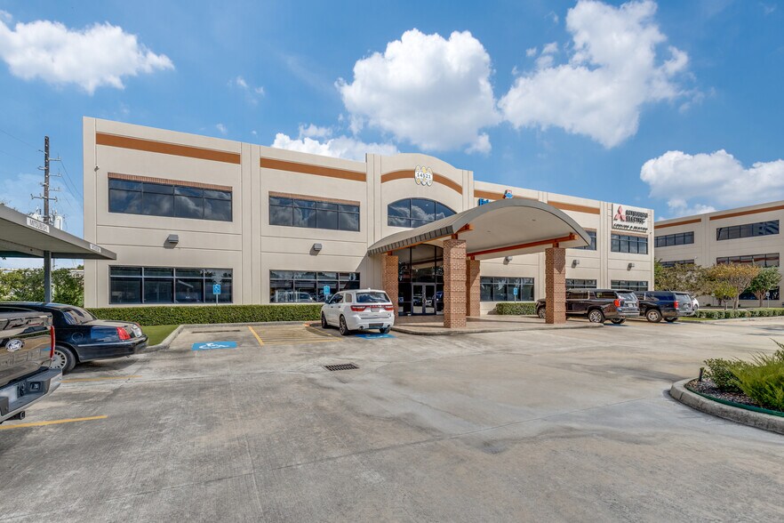 More Photos Of 14521 Old Katy Rd, Houston Unknown For Lease
