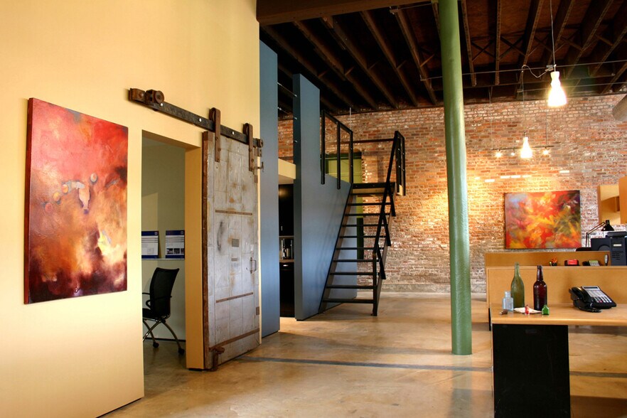 More Photos Of , Houston Office For Sale