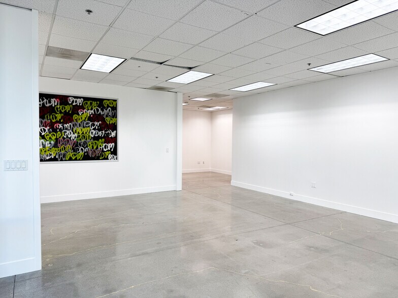 More Photos Of 9660-9690 Research Dr, Irvine Warehouse For Lease