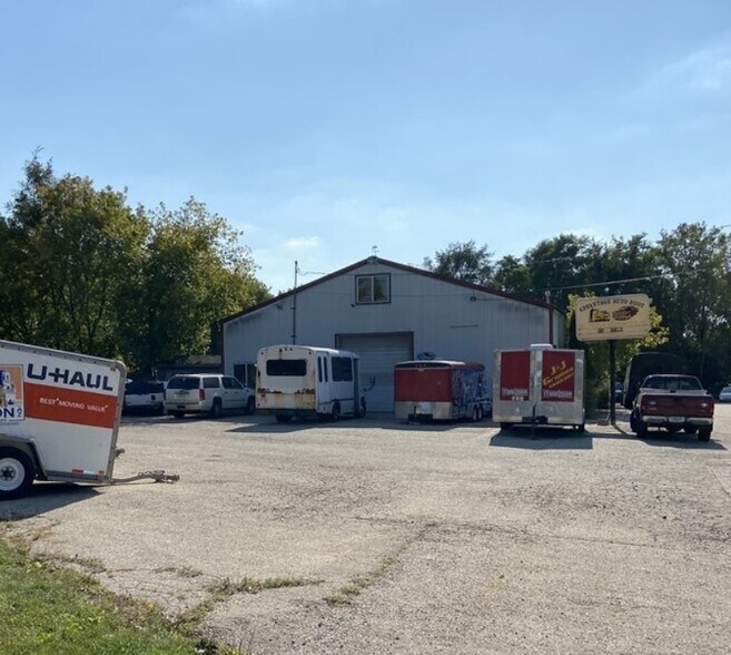 More Photos Of 8255 McHenry St, Burlington Manufacturing For Sale