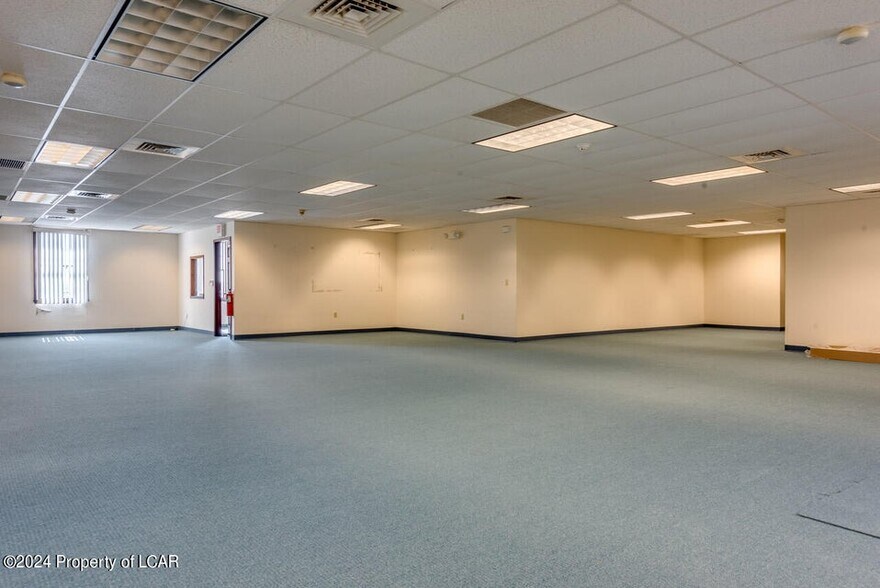 More Photos Of 832 Airport Rd, Hazle Township Medical For Sale