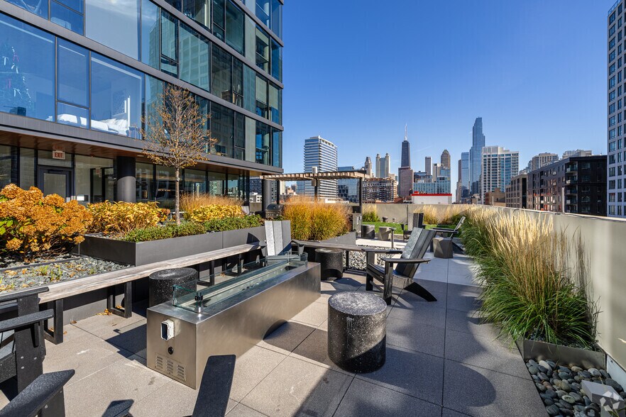 More Photos Of 808 N Cleveland Ave, Chicago Apartments For Lease