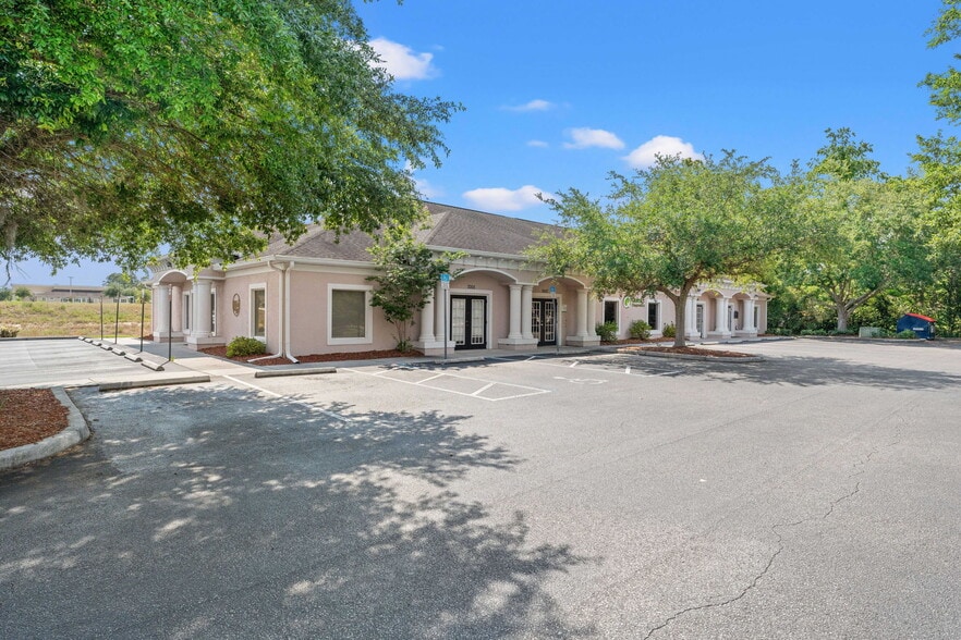 More Photos Of 7005-7011 Nightwalker Rd, Brooksville Medical For Lease