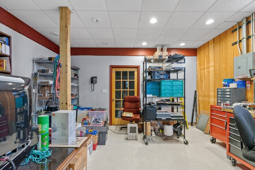 More Photos Of 75 Jackson Ave, Cohoes Warehouse For Lease