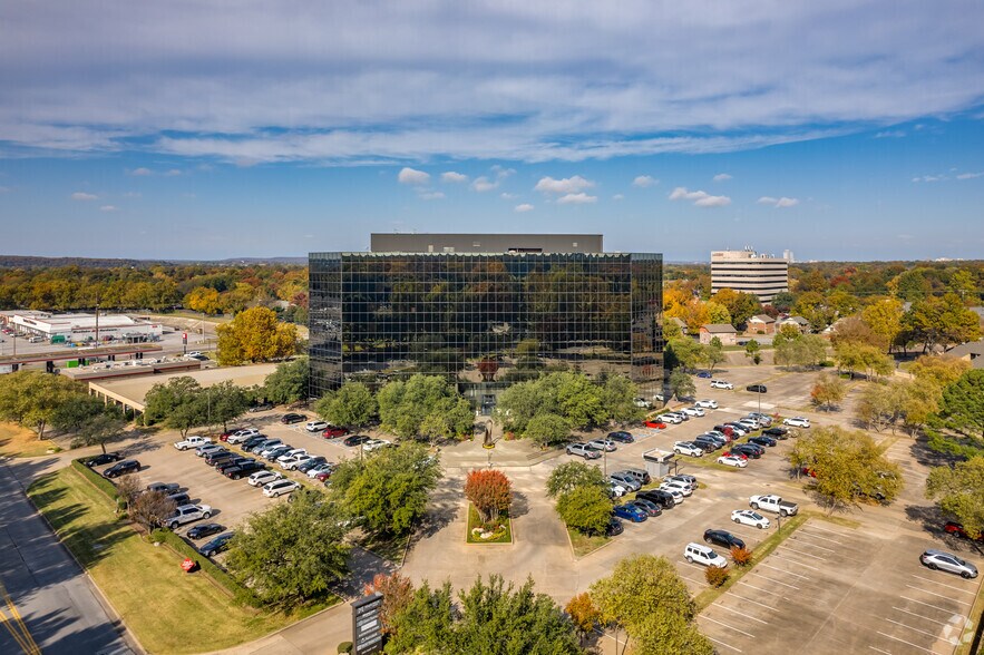 More Photos Of 2431 E 61st St, Tulsa Office For Lease