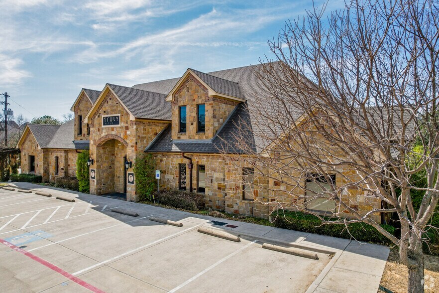 More Photos Of 201 Countryside Ct, Southlake Office For Lease