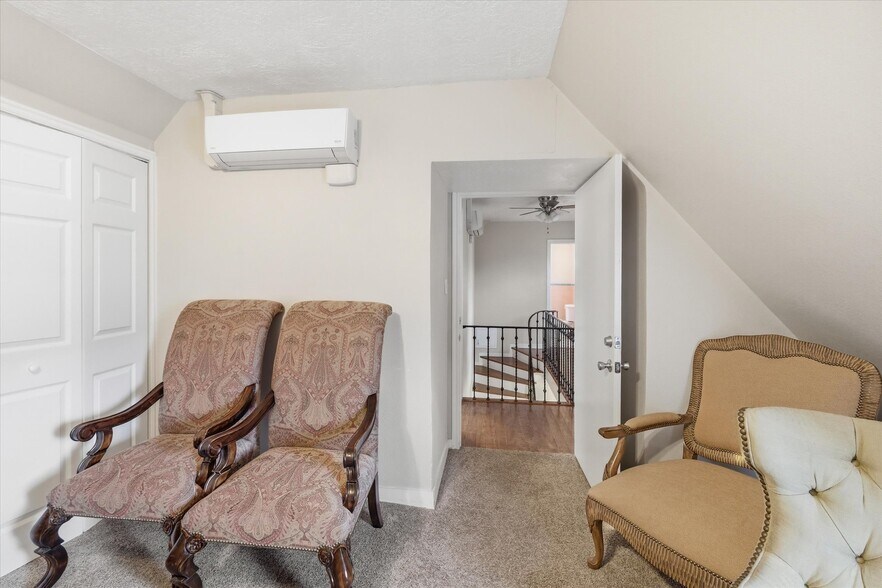 More Photos Of 105 W 200 N, Logan Office For Sale