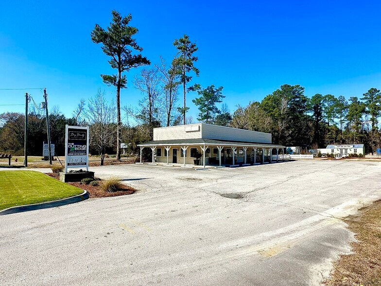 Primary Photo Of 618 Main St, Bayboro Storefront Retail Office For Sale