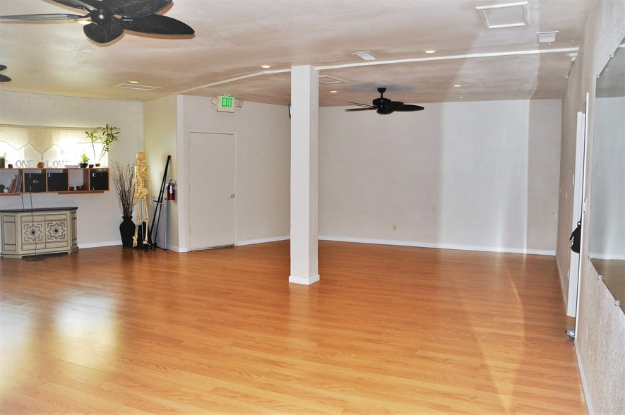 More Photos Of 589 Mendocino Ave, Santa Rosa Storefront Retail Office For Sale