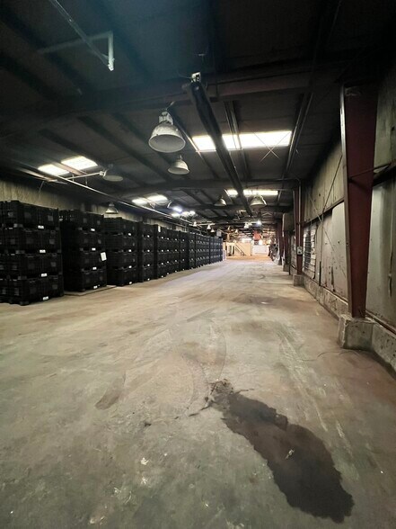 More Photos Of 850 Muskingum Ave, Zanesville Warehouse For Sale