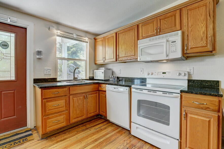 More Photos Of 5370 Carr St, Arvada Specialty For Sale