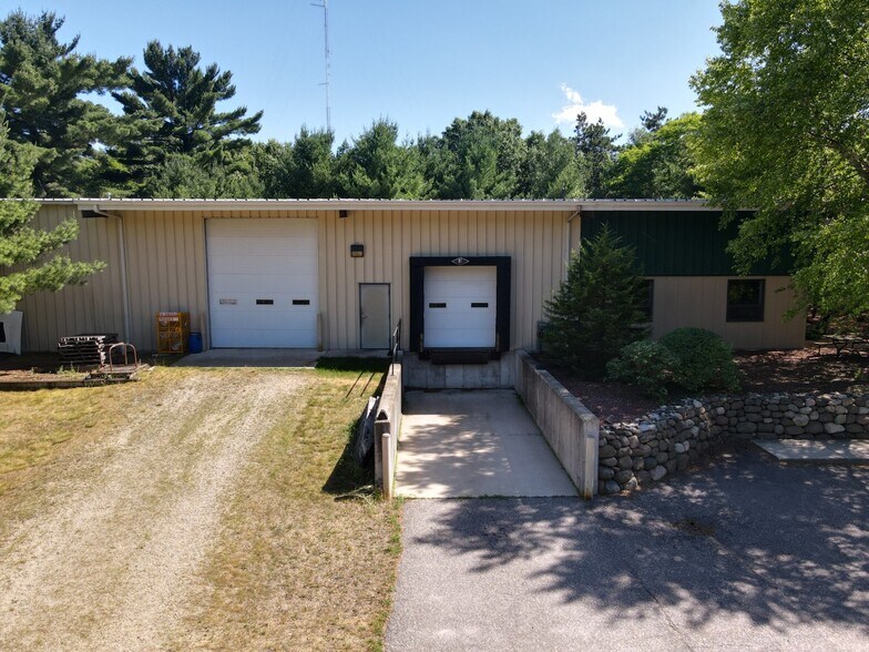 More Photos Of 520 Mill St, Montello Distribution For Sale
