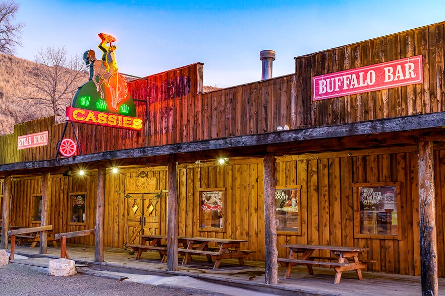 Primary Photo Of 214 Yellowstone Ave, Cody Bar For Sale