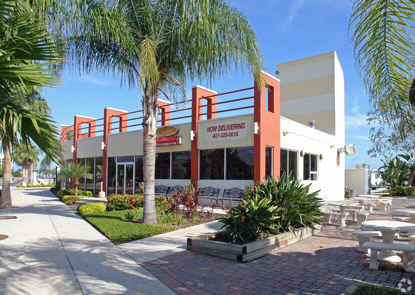 More Photos Of 350 E Seminole Blvd, Sanford Freestanding For Sale