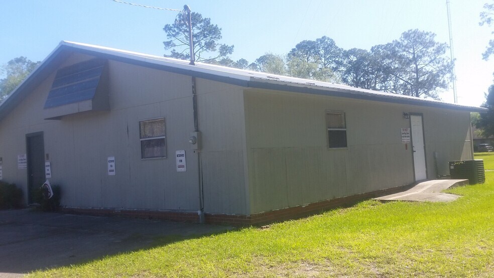 More Photos Of 407 E Ash St, Perry Medical For Sale