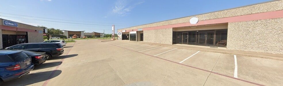 More Photos Of 2100 S Great Southwest Pky, Grand Prairie Unknown For Lease