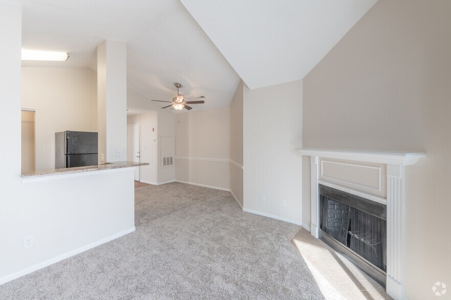 More Photos Of 100 Elena St, Cranston Apartments For Sale