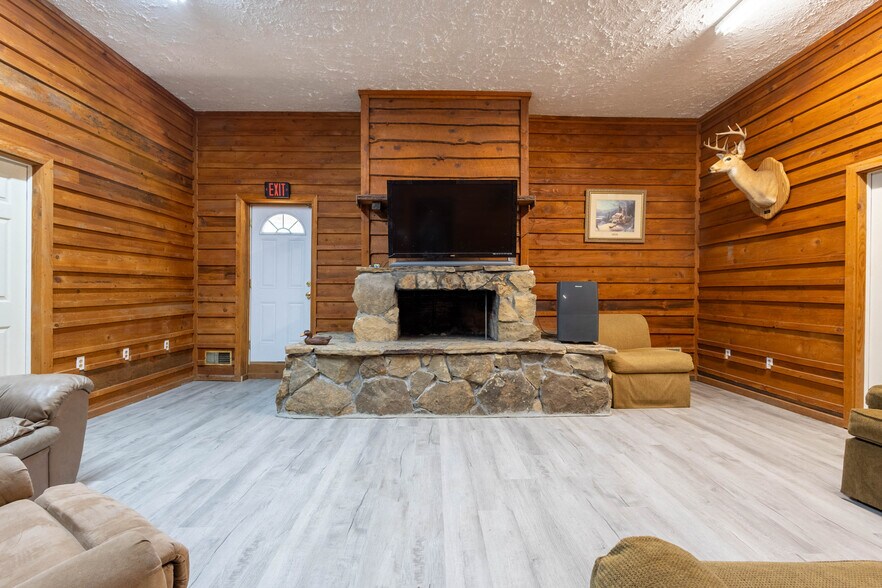 More Photos Of 217 Big Smith Br, Sassafras Marina For Sale