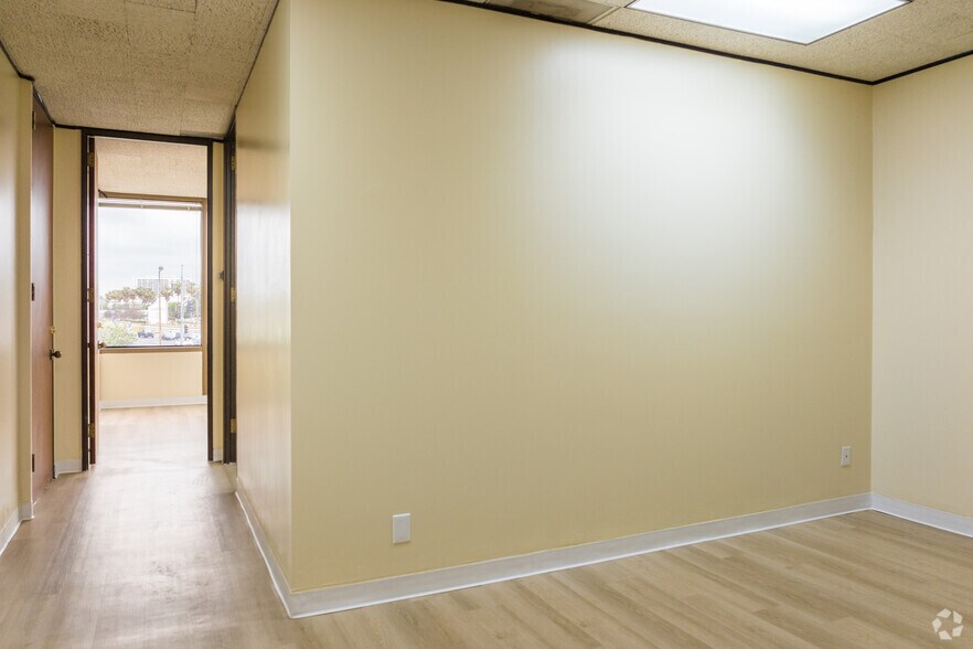 More Photos Of 3812 Sepulveda Blvd, Torrance Office For Lease