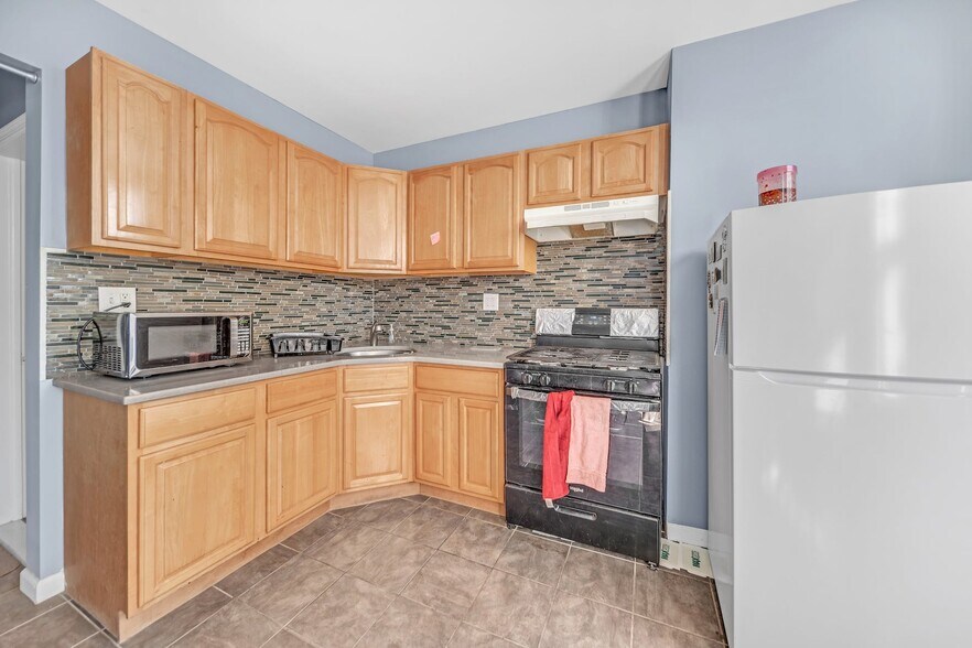 More Photos Of 121 Booraem Ave, Jersey City Apartments For Sale